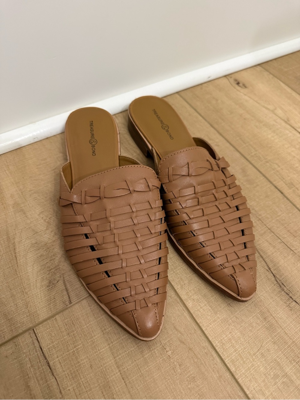 Treasure & Bond Cognac Woven Pointed Toe Mules 8.5